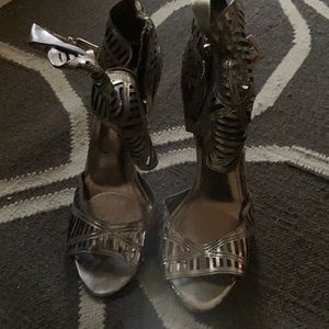 BCBG patented leather heels